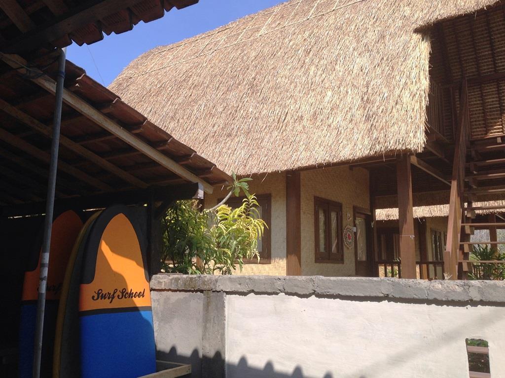 Rambo Homestay อูลูวาตู ภายนอก รูปภาพ