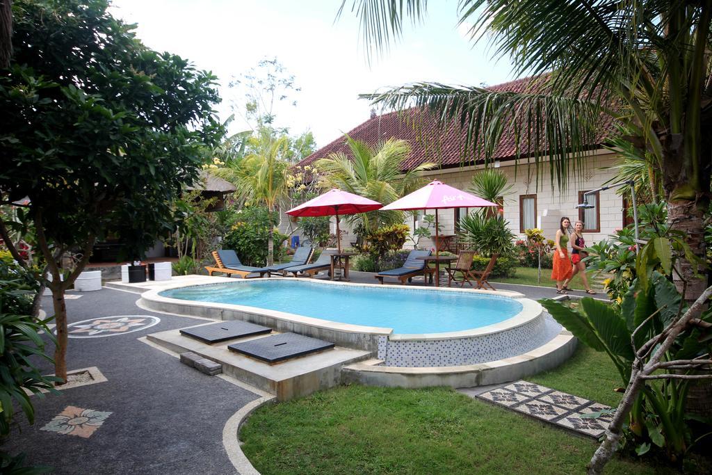 Rambo Homestay อูลูวาตู ภายนอก รูปภาพ