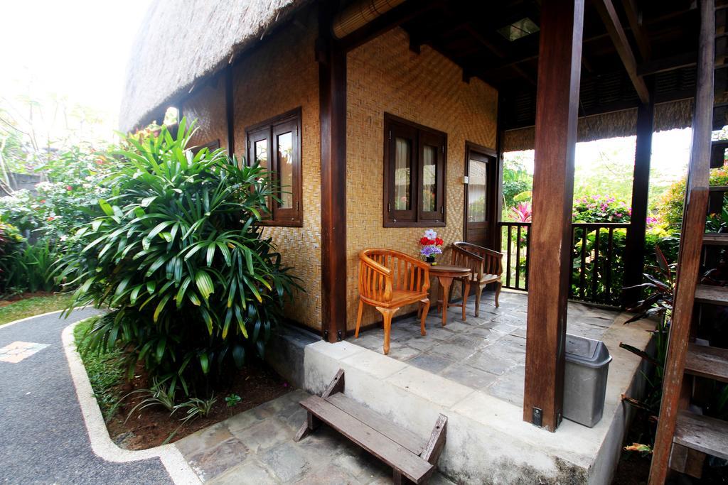 Rambo Homestay อูลูวาตู ภายนอก รูปภาพ
